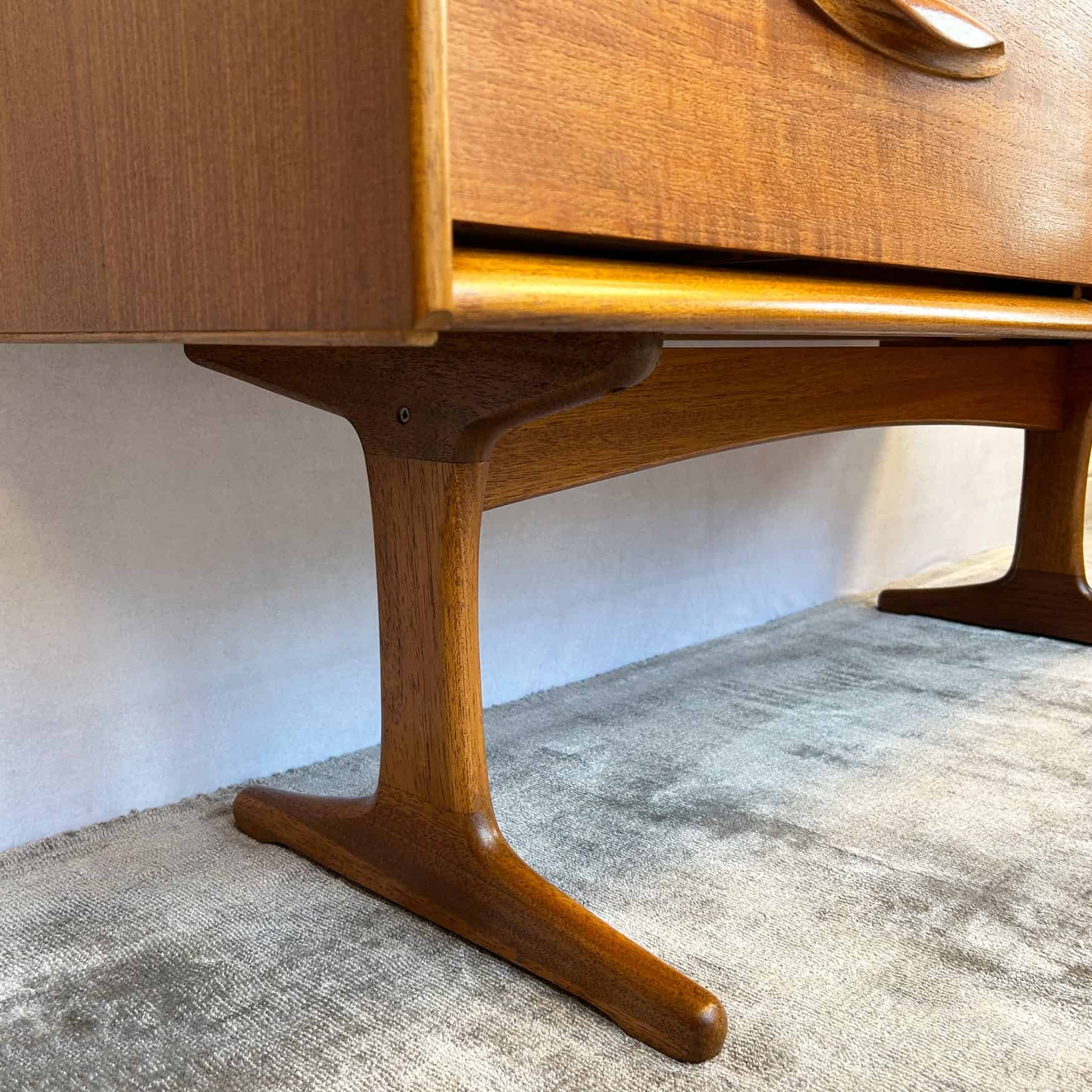 Mid Century Teak Chest of Drawers / Sideboard By Frank Guille For Austinsuiteq