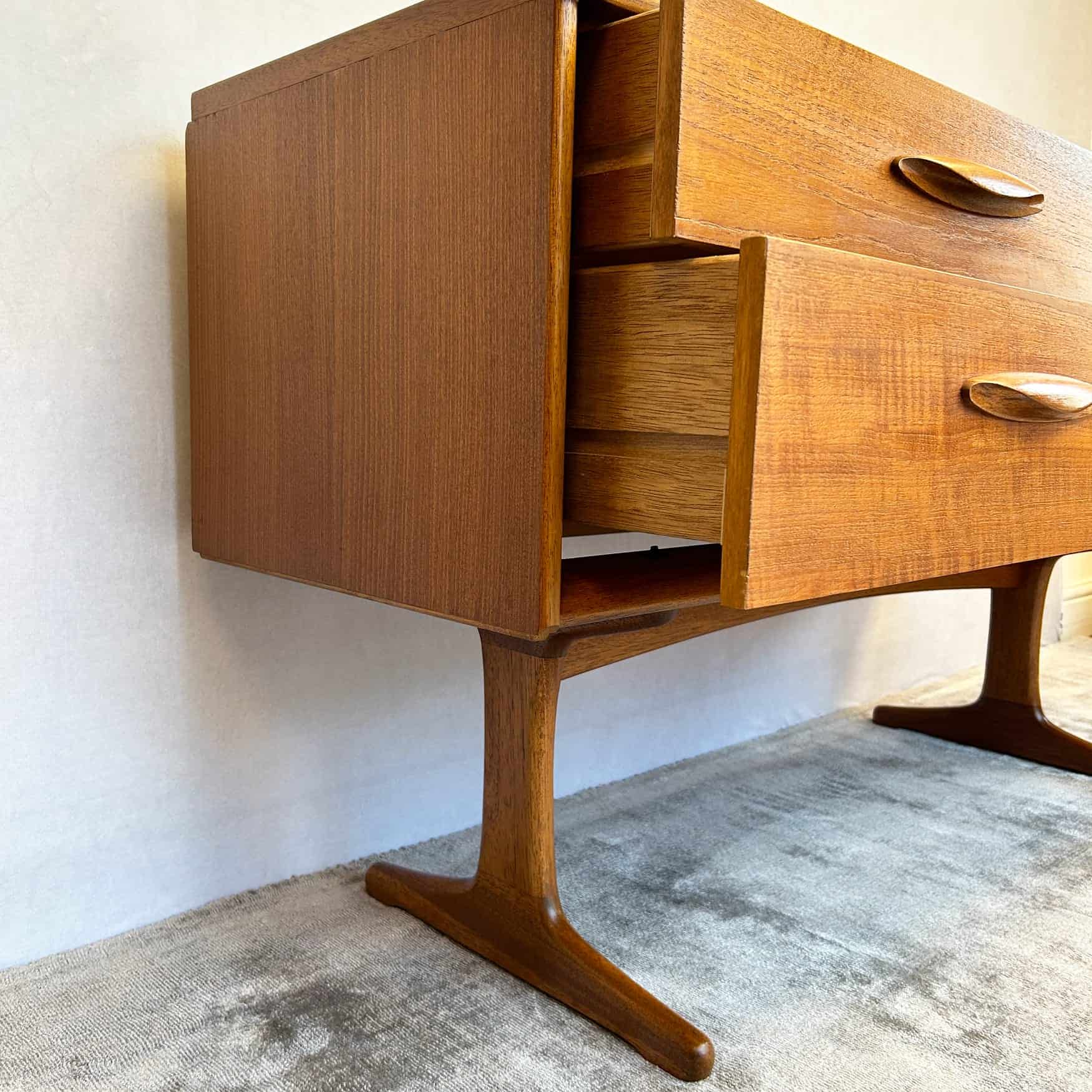 Mid Century Teak Chest of Drawers / Sideboard By Frank Guille For Austinsuite
