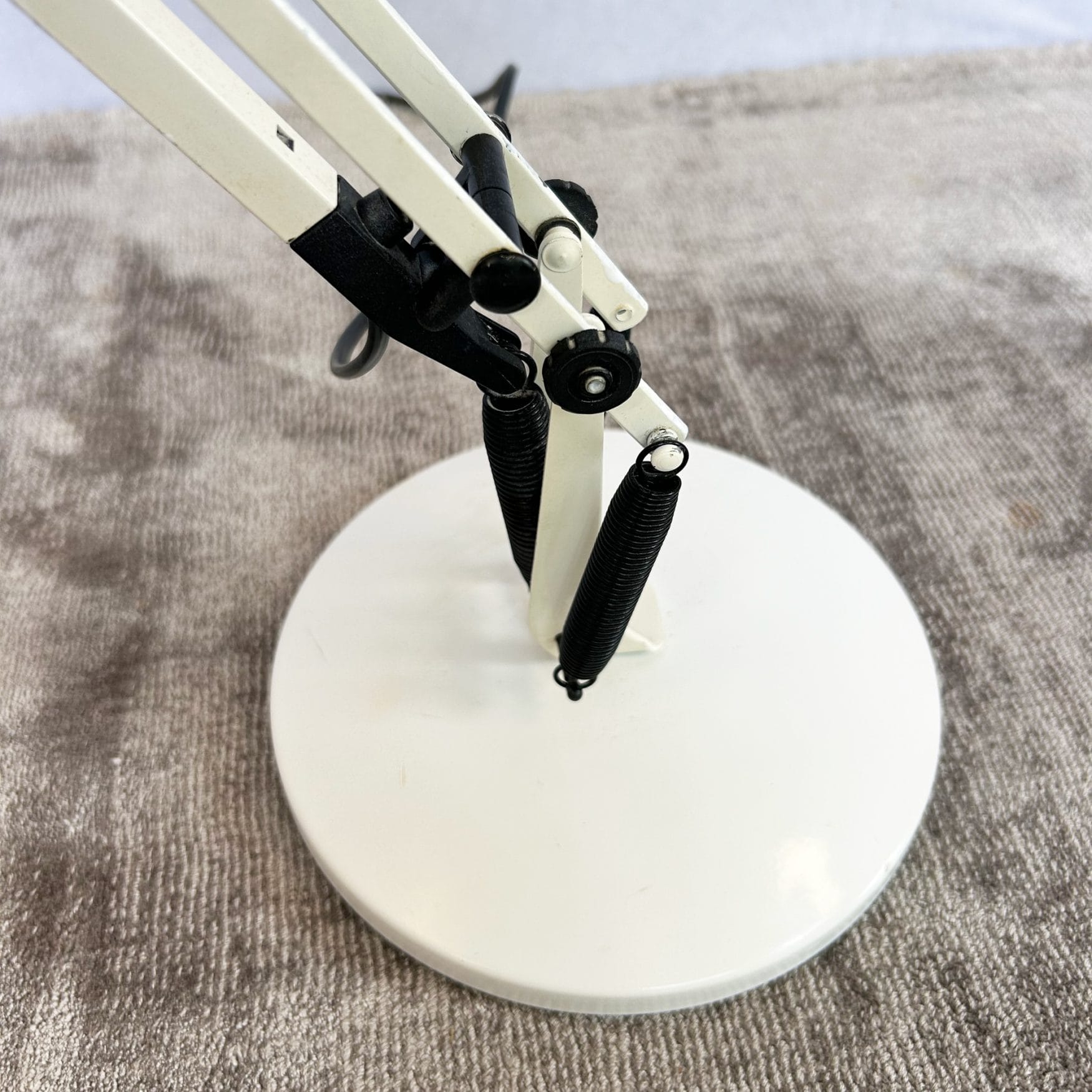 Vintage White Anglepoise Apex 90 Desk Lamp by George Carwardine