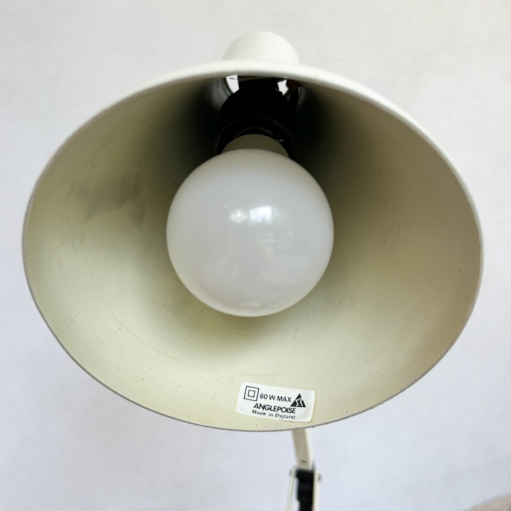 Vintage White Anglepoise Apex 90 Desk Lamp by George Carwardine
