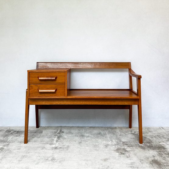 Mid Century Chippy Heath Hall / Telephone Seat