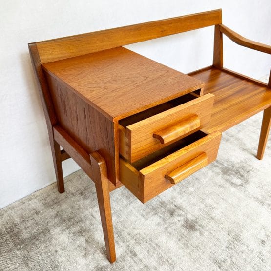 Mid Century Chippy Heath Hall / Telephone Seat