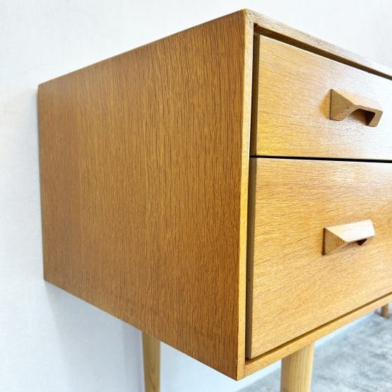 Mid Century Stag Concord Oak Chest of Drawers / Sideboard