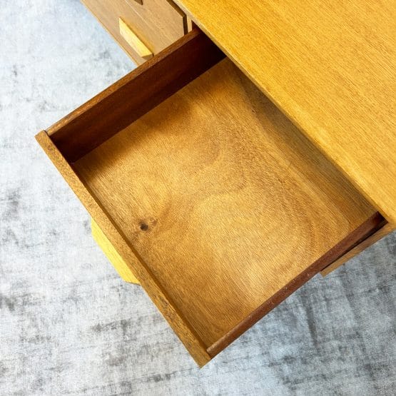Mid Century Stag Concord Oak Chest of Drawers / Sideboard