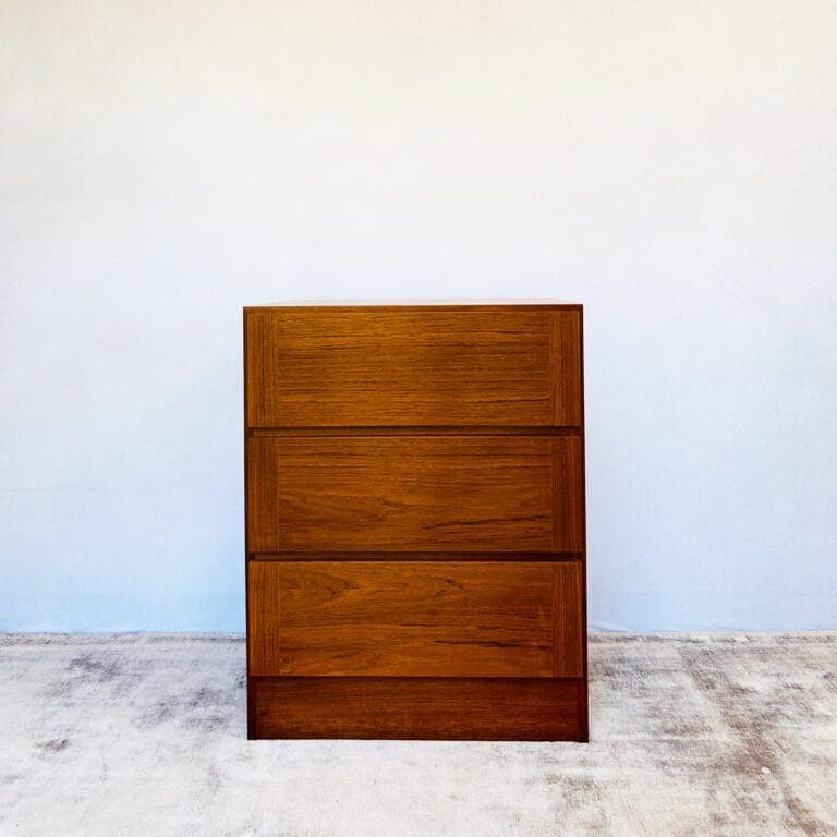 Danish Modern Teak Chest of Drawers by Vinde Møbelfabrik