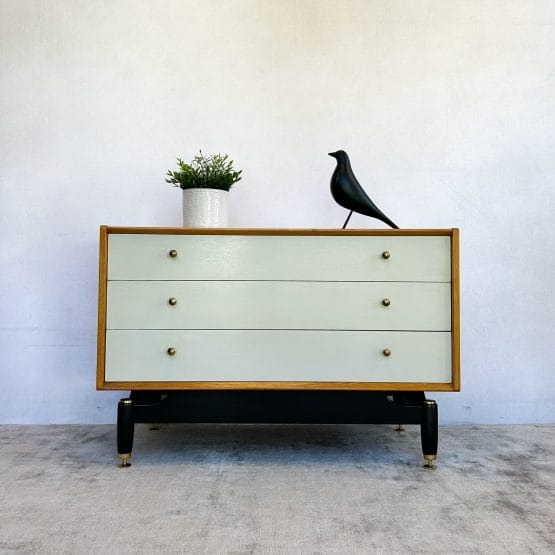 Mid Century E-Gomme G-Plan Oak Chest of 3 Drawers