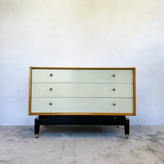 Mid Century E-Gomme G-Plan Oak Chest of 3 Drawers
