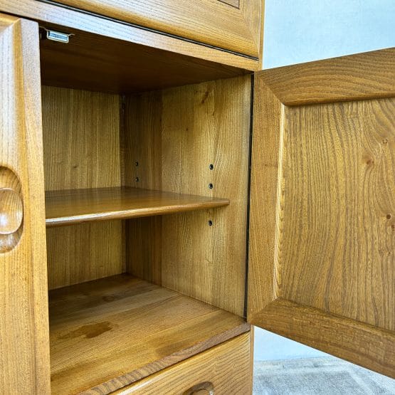 Mid Century Ercol Windsor Elm Drinks Cabinet