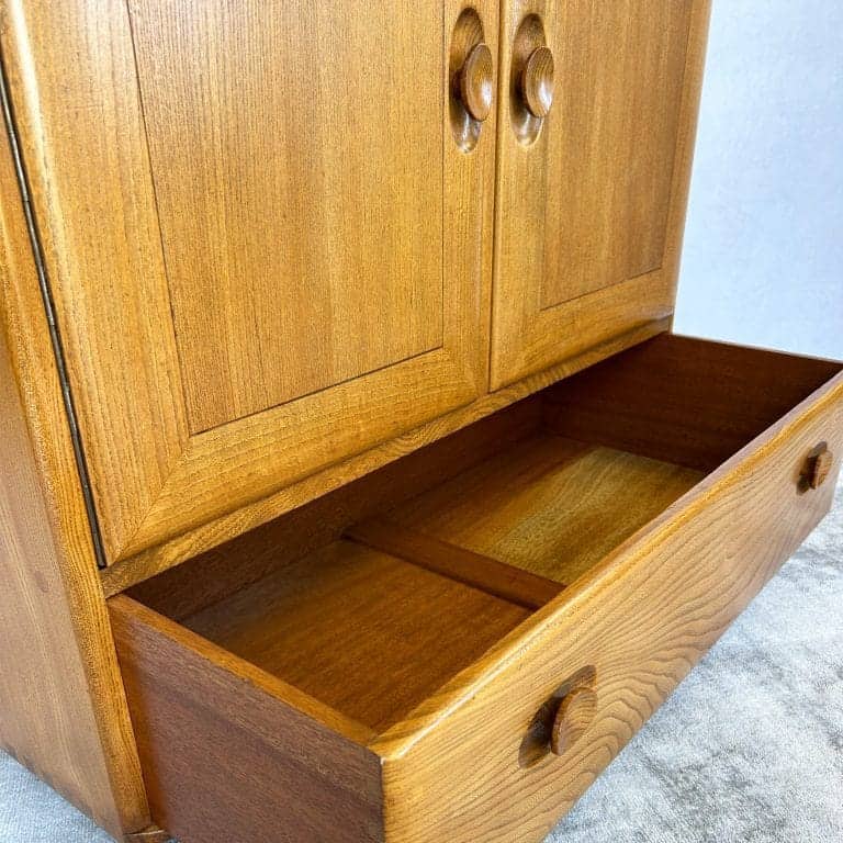 Mid Century Ercol Windsor Elm Drinks Cabinet