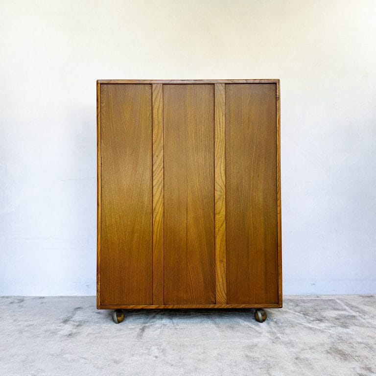 Mid Century Ercol Windsor Elm Drinks Cabinet