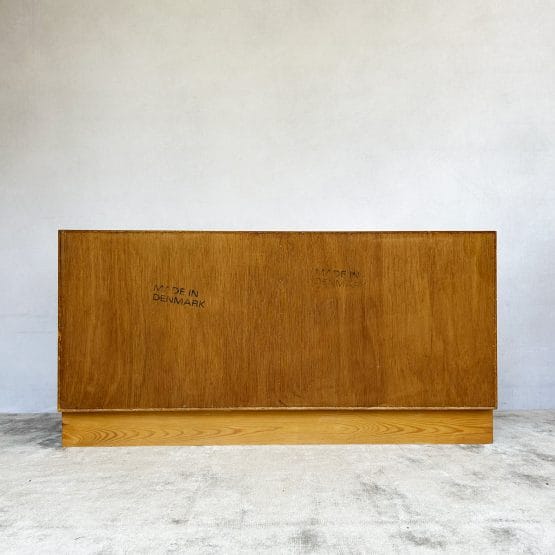 Danish Modern Teak Compact Sideboard / Media Unit