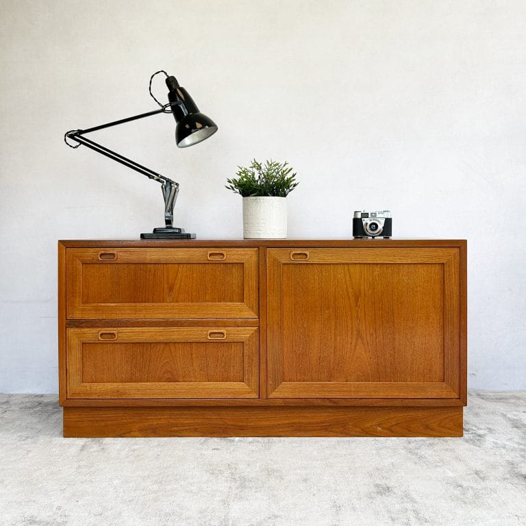 Danish Modern Teak Compact Sideboard / Media Unit