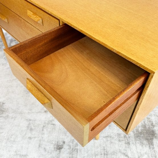 Mid Century Stag Concord Oak Chest of Drawers / Sideboard