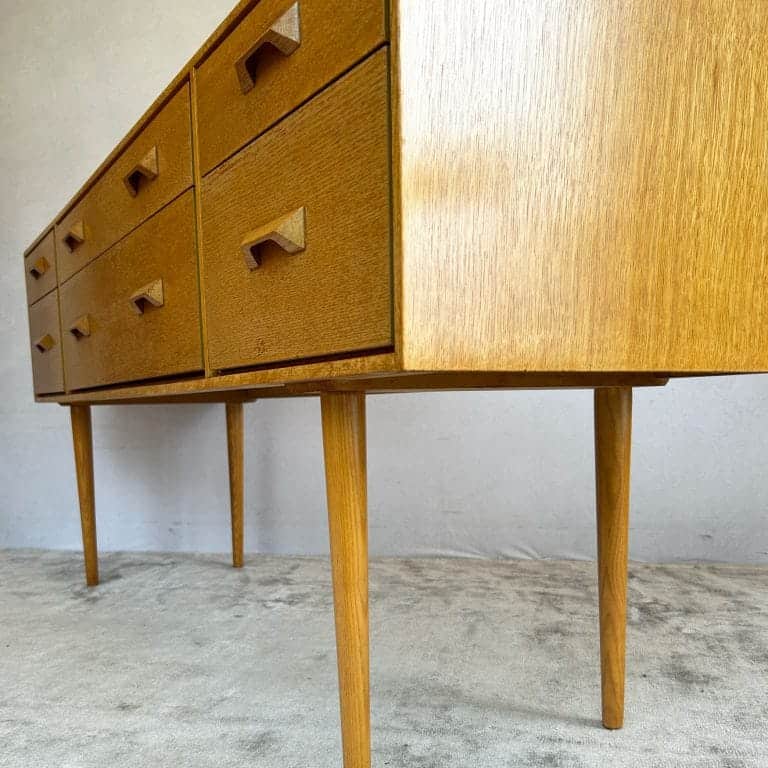 Mid Century Stag Concord Oak Chest of Drawers / Sideboard