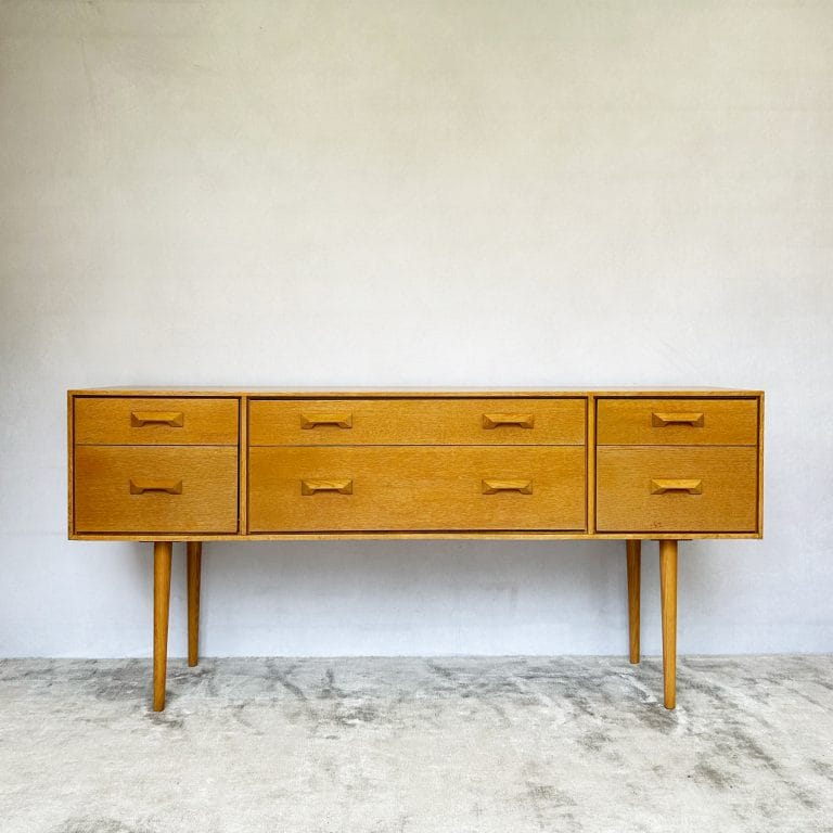 Mid Century Stag Concord Oak Chest of Drawers / Sideboard