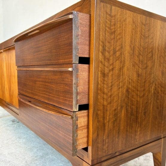 Mid Century 1960s Rosewood Sideboard / Drinks Cabinet