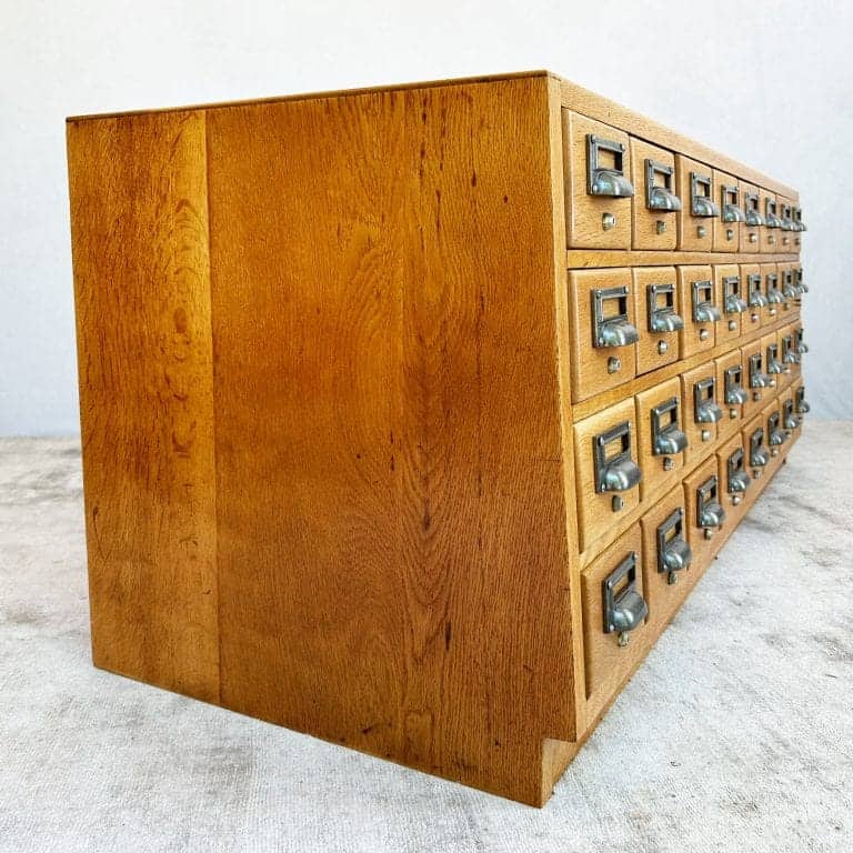 Vintage Oak 3 Draw Chest of Drawers