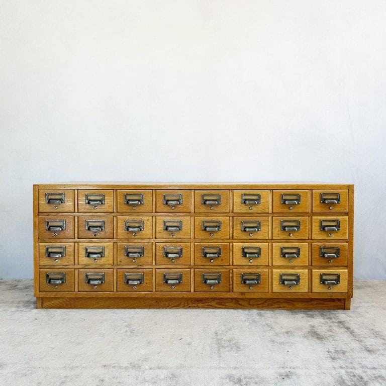 Vintage Oak 3 Draw Chest of Drawers