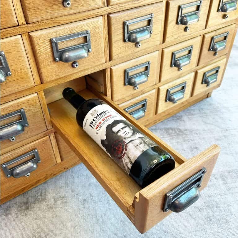 Vintage Oak 3 Draw Chest of Drawers