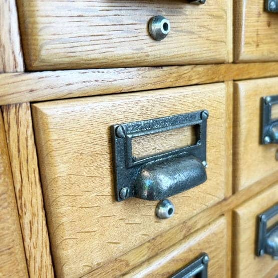 Vintage Oak 3 Draw Chest of Drawers