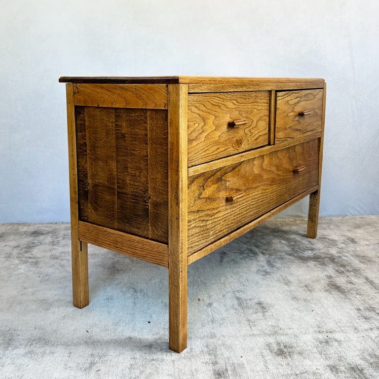 Vintage Oak 3 Draw Chest of Drawers