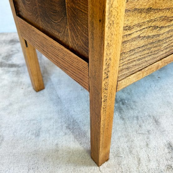 Vintage Oak 3 Draw Chest of Drawers