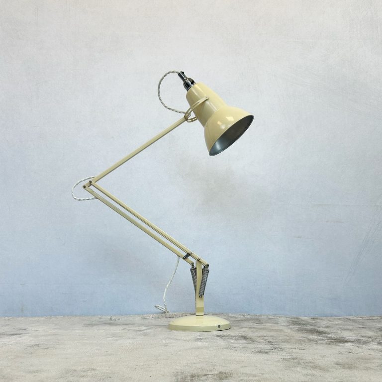 Vintage Anglepoise Desk Lamp in Cream