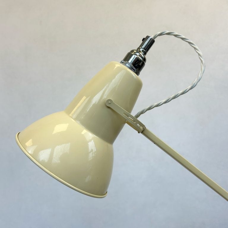 Vintage Anglepoise Desk Lamp in Cream