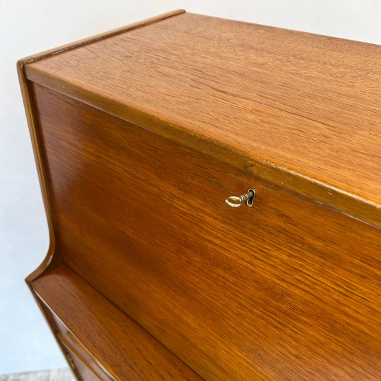Mid Century Teak Desk / Bureau by Jentique