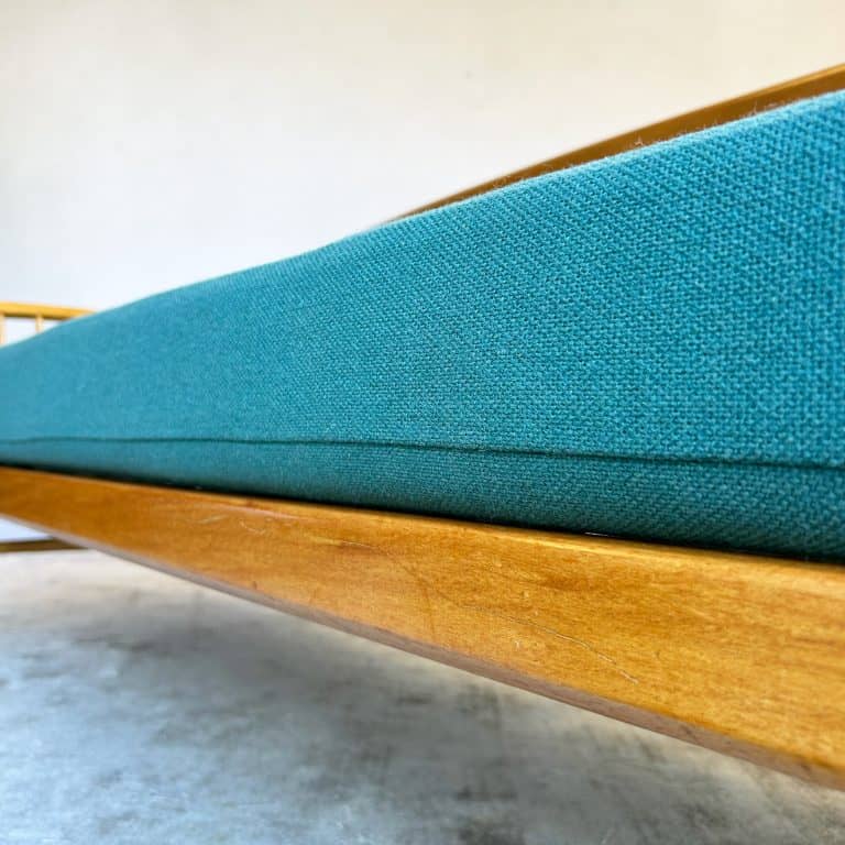 Ercol Day Bed / Studio Couch 'Model 355'
