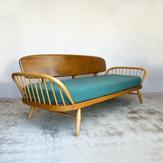 Ercol Day Bed / Studio Couch 'Model 355'