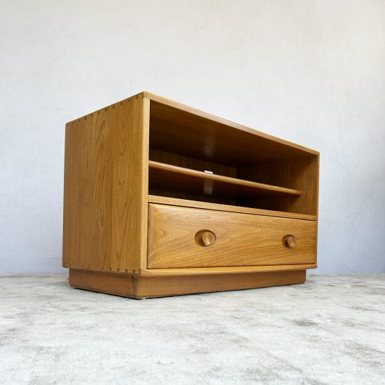 Vintage Ercol Windsor Media Unit