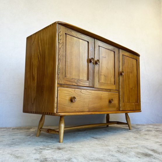 Mid Century Elm 'Model 467' Sideboard By Ercol