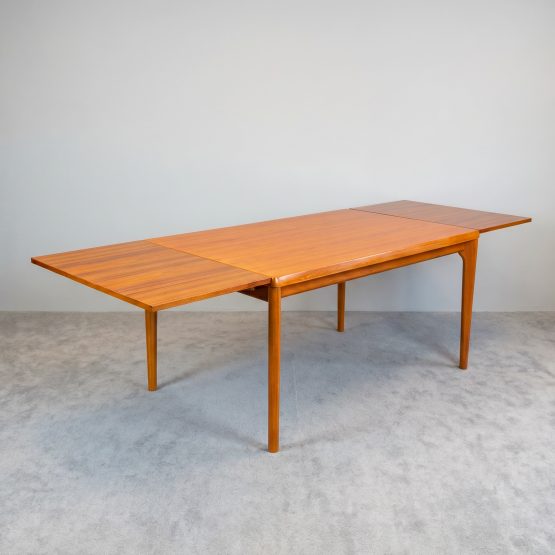 Danish Teak Draw Leaf Dining Table by Henning Kjærnulf for Vejle Stole og Møbelfabrik