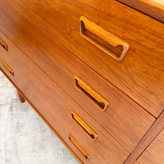 Danish Modern Teak 8 Drawer Sideboard c.1960s