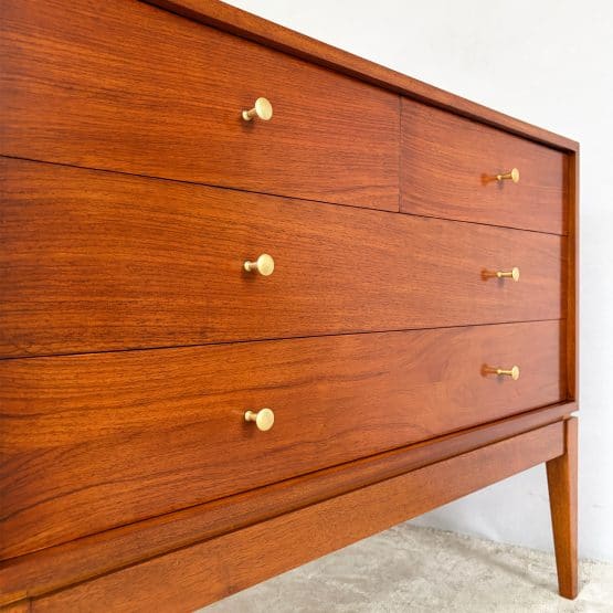 Mid Century Walnut ‘M Range’ Chest of Drawers by Peter Hayward for Uniflex