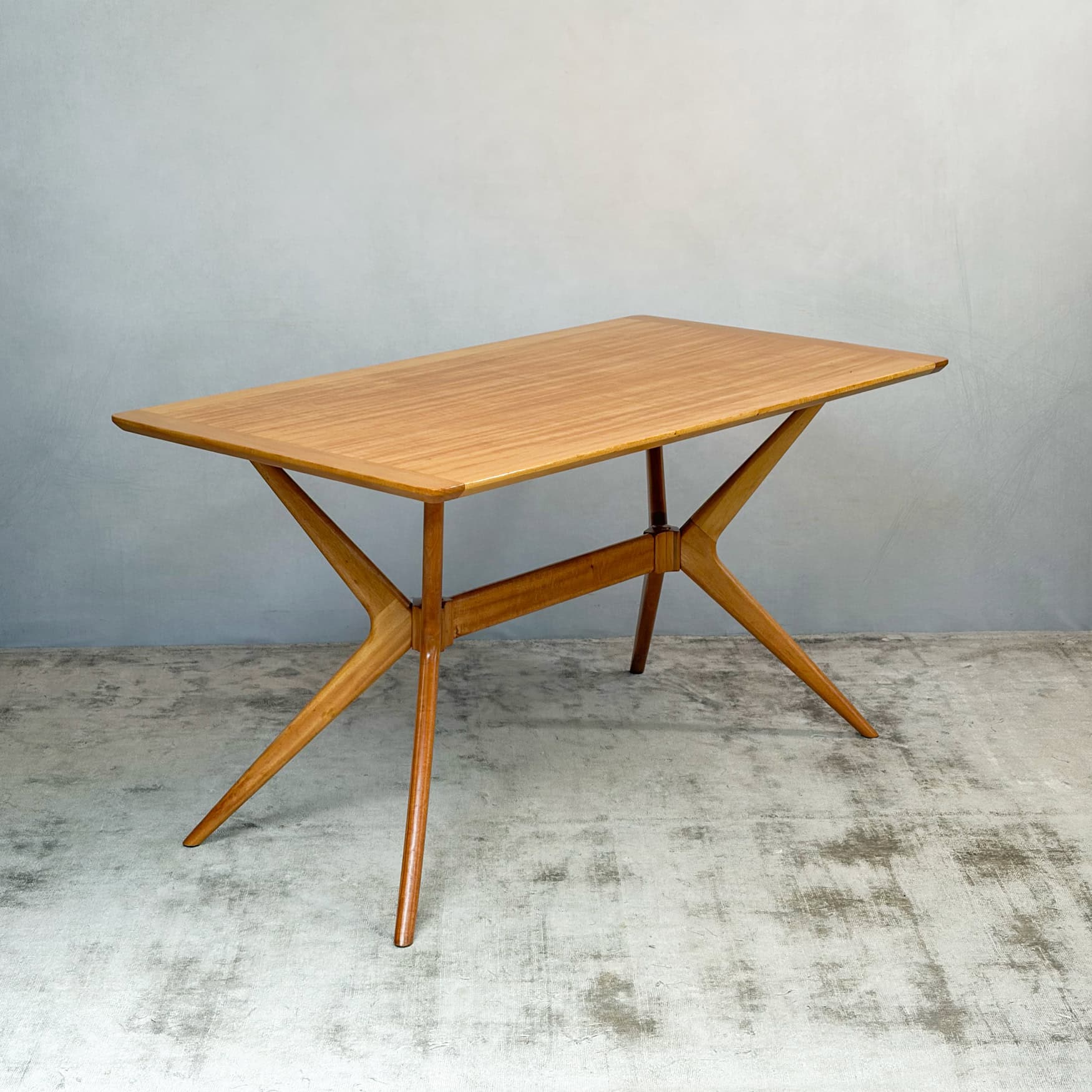 Mid Century Redford 'Helicopter' Dining Table by E. Gomme / G-Plan c.1950s