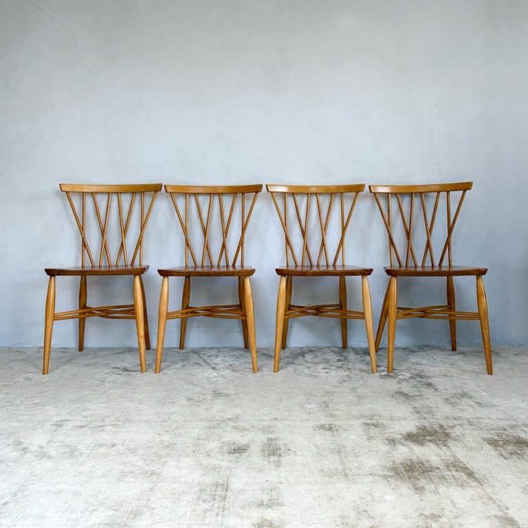 Set of Four Vintage Candlestick Chiltern Chairs by Ercol